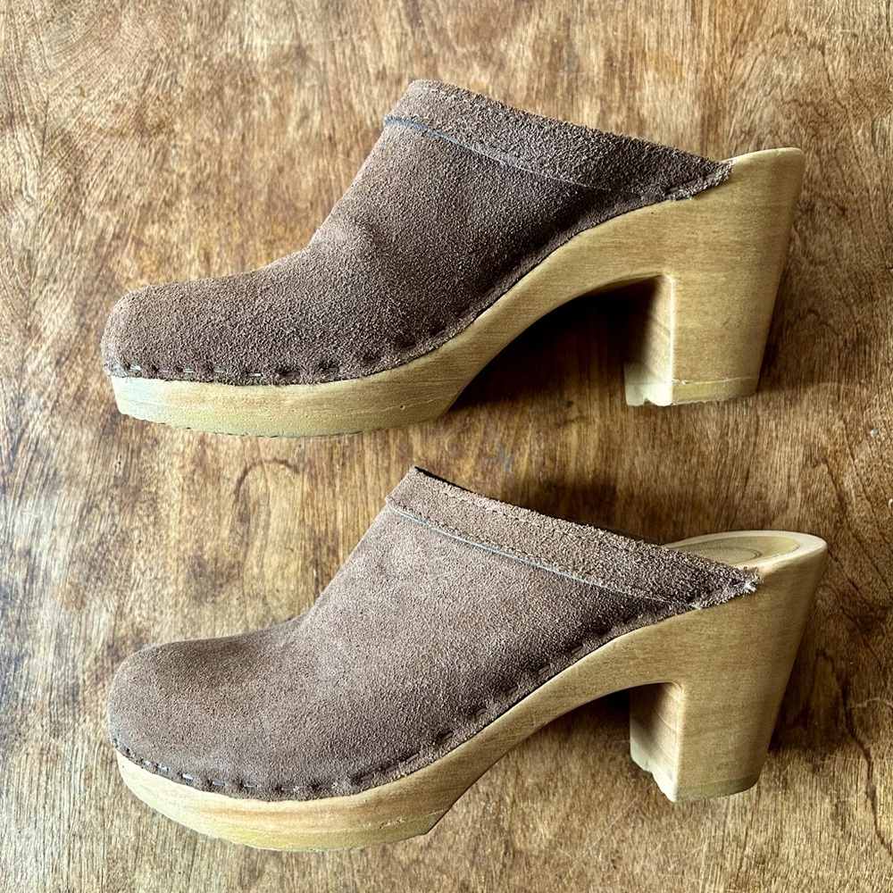 No. 6 High Heel Clog Brown Suede 37